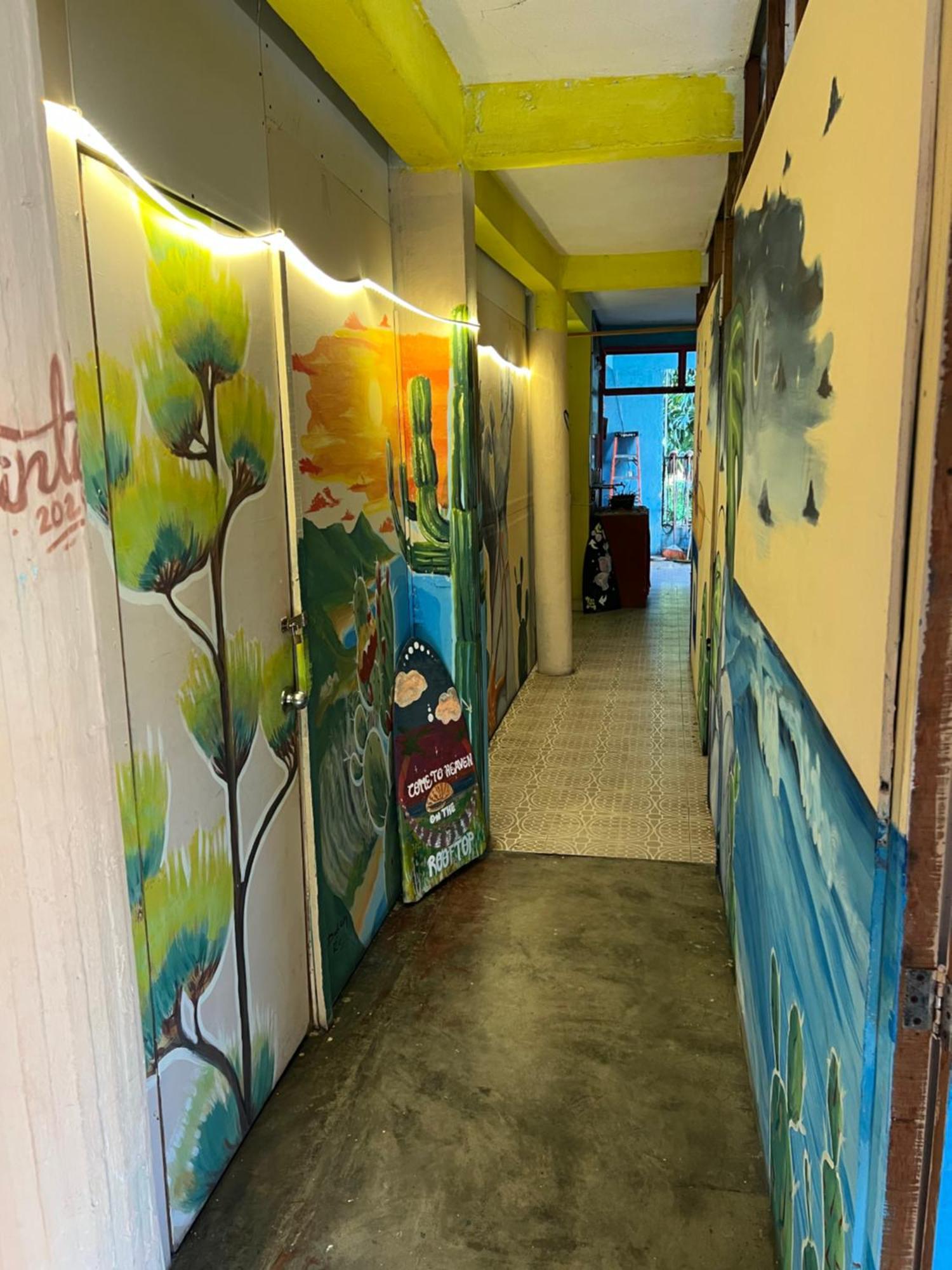 Pipeline Hostel ปูแอร์โตเอสกอนดิโด ภายนอก รูปภาพ