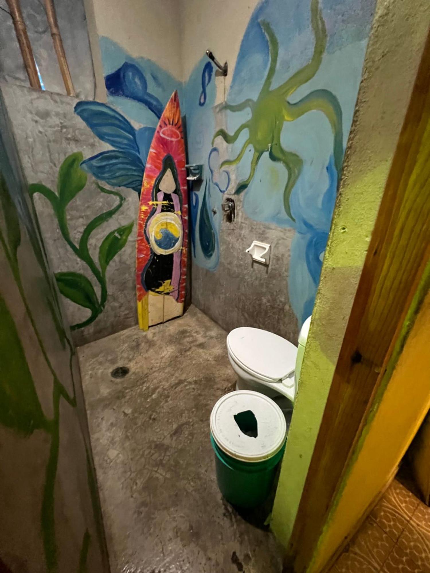 Pipeline Hostel ปูแอร์โตเอสกอนดิโด ภายนอก รูปภาพ